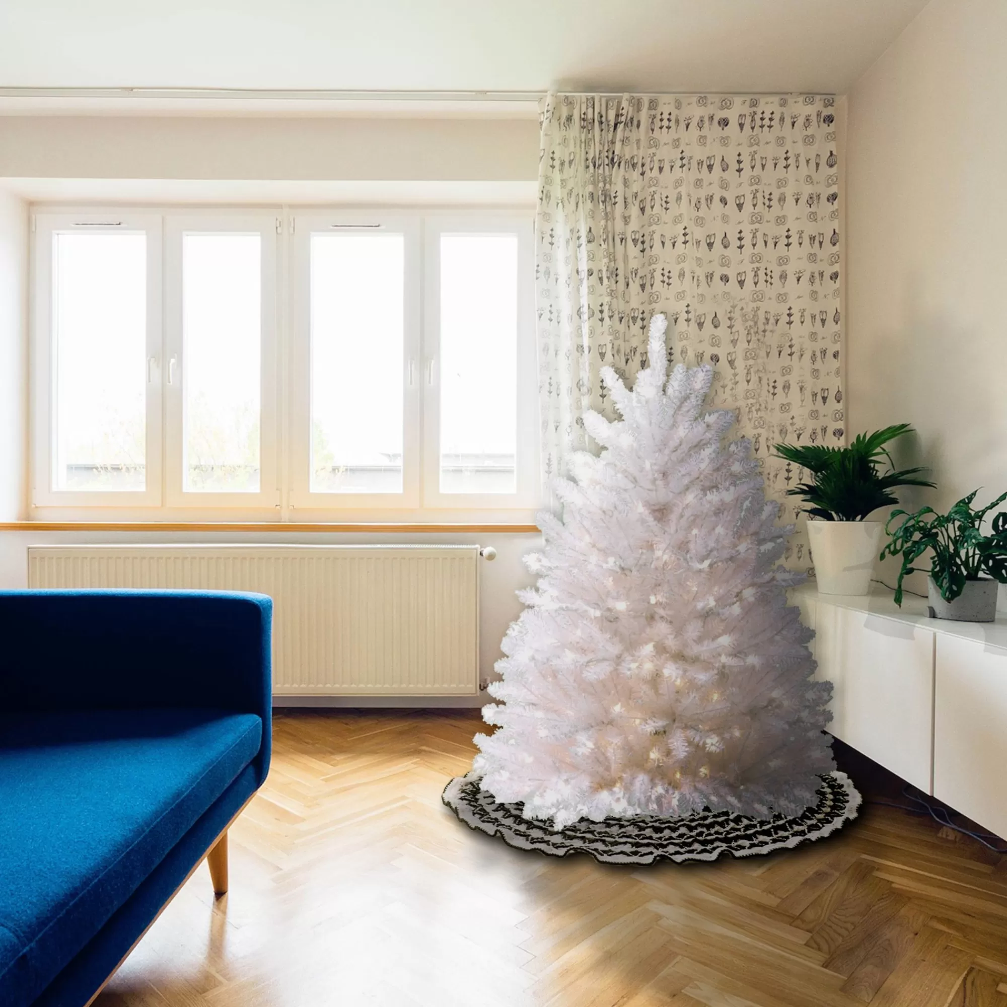 Christmas Central 4.5' Pre-Lit Dunhill Fir Artificial Christmas Tree – Clear Lights< Pre-Lit