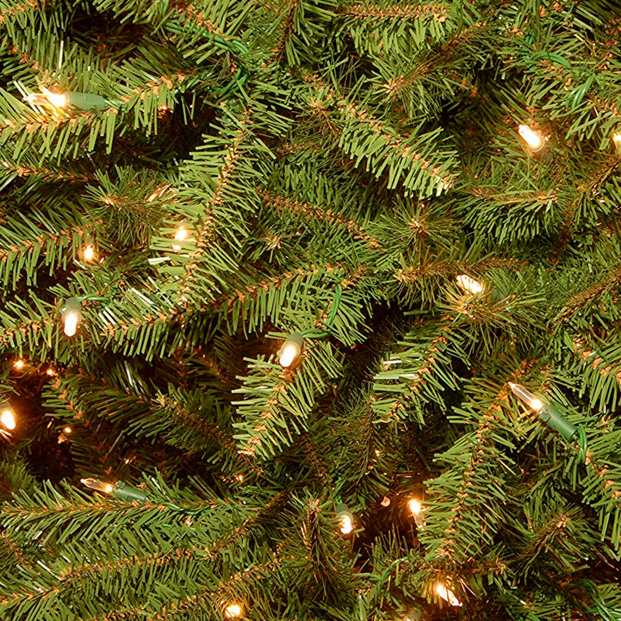 Christmas Central 4.5' Pre-Lit Dunhill Fir Artificial Christmas Tree - Clear Lights< Pre-Lit