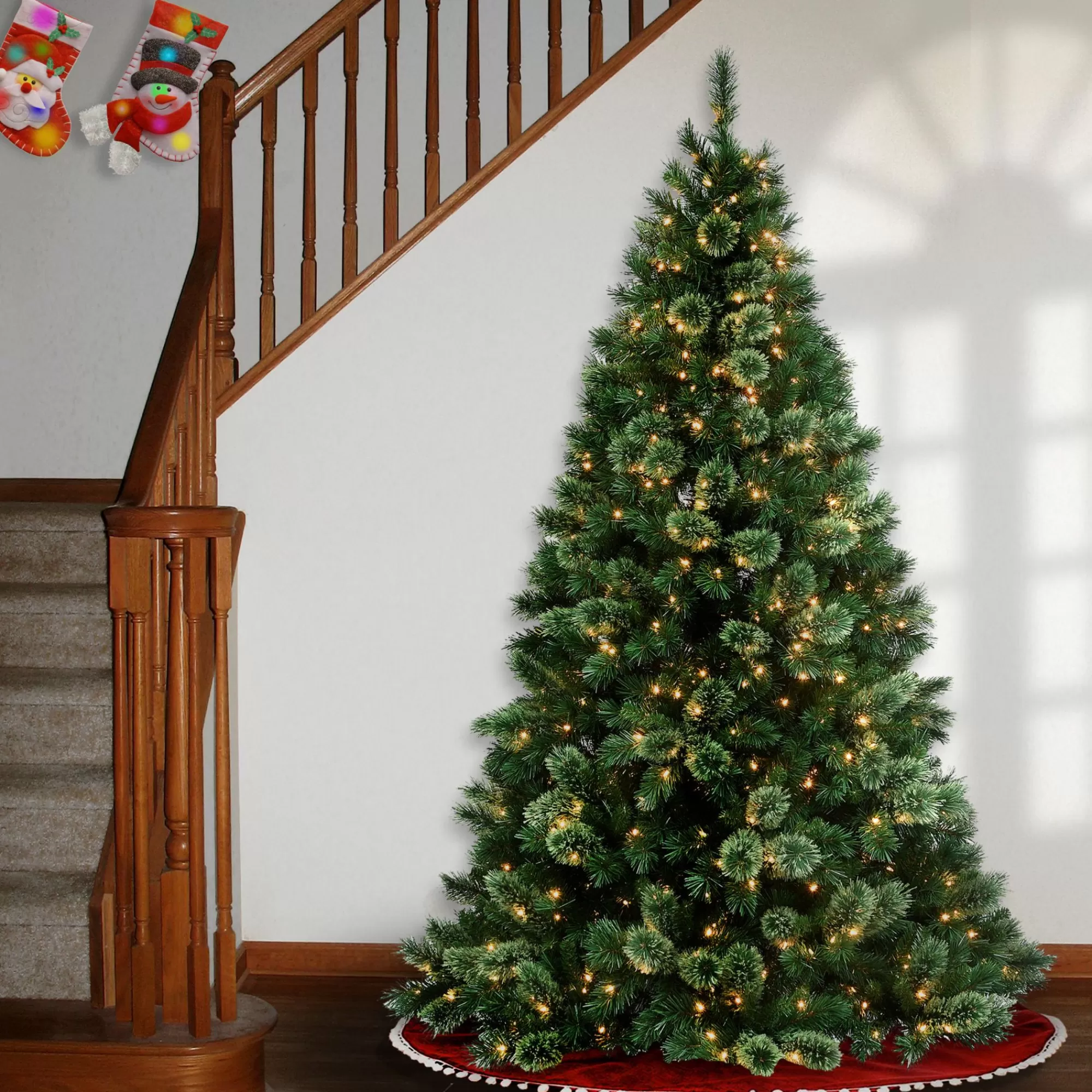 National Tree 6.5' Pre-Lit Hamburg Pine Artificial Christmas Tree - Clear Lights< Pre-Lit