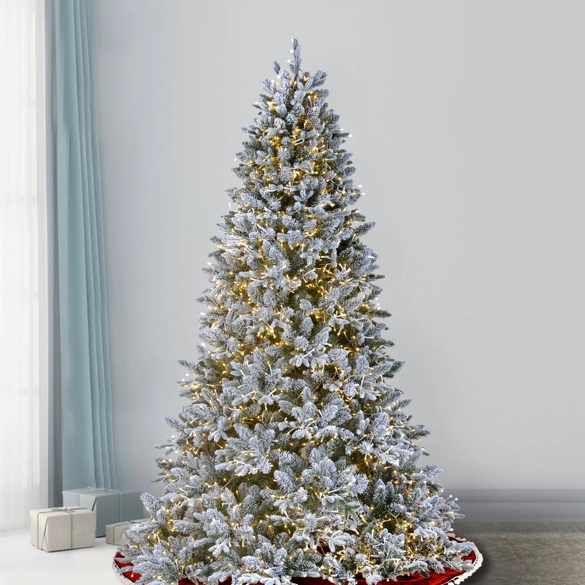 Christmas Central 6.5' Pre-Lit Iceland Fir Artificial Christmas Tree, Clear Lights< Pre-Lit