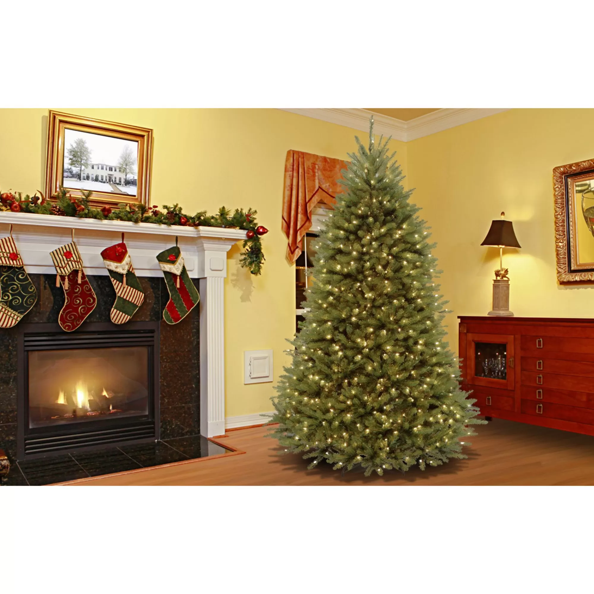 CC Christmas Decor 9' Pre-Lit Dunhill Fir Artificial Christmas Tree – Clear Lights< Pre-Lit