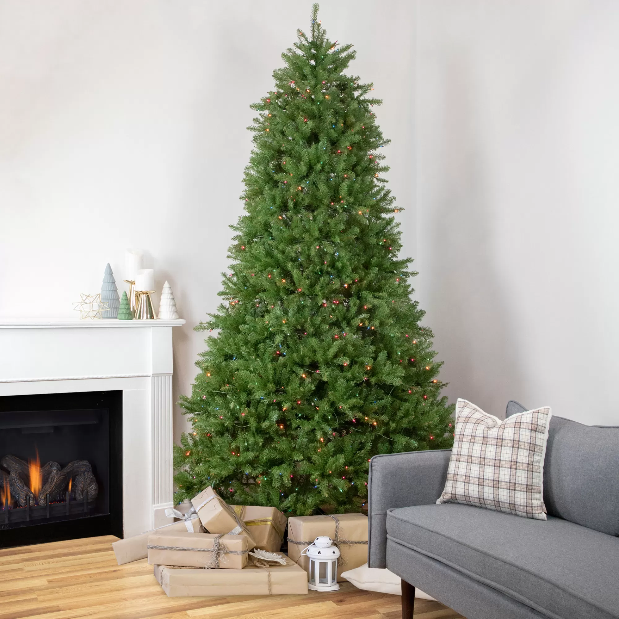 Northlight 9' Pre-Lit Rockwood Pine Artificial Christmas Tree, Multi Lights< Pre-Lit